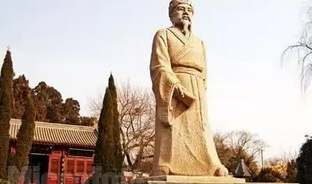 韩愈的《送杨少尹序》表达了一种什么感情？