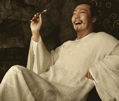 李白经常不上班 李白游山玩水的钱是怎么来的