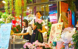 李清照的《减字木兰花》写了什么？古代人的赏花趣事！