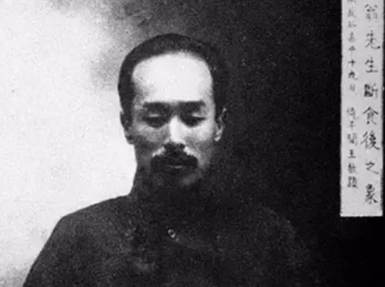 一辈子活了人家几辈子，他是活得最像人的人！