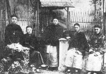 一辈子活了人家几辈子，他是活得最像人的人！